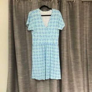 Vineyard vines dress